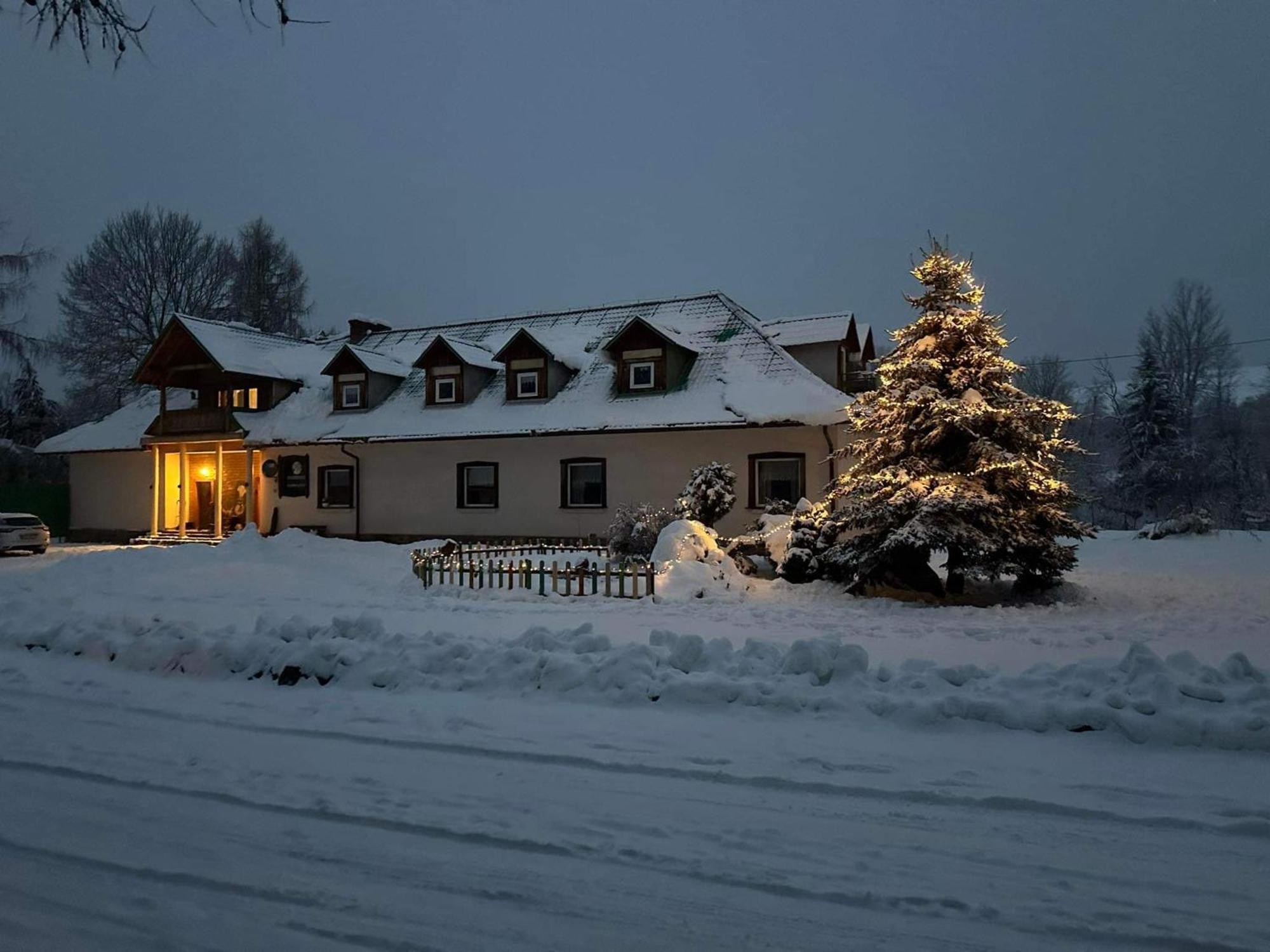 Hotel Latarnia Wagabundy Bieszczady Wola Michowa Exterior foto