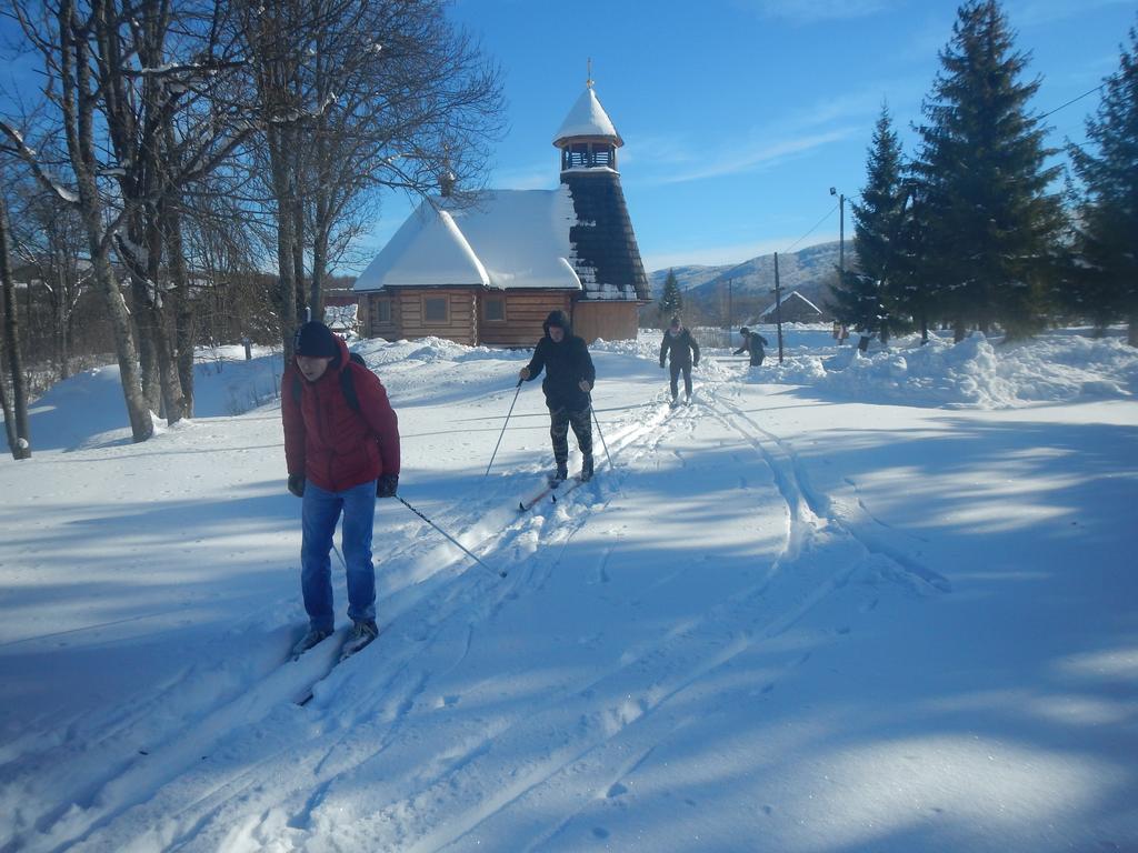 Hotel Latarnia Wagabundy Bieszczady Wola Michowa Exterior foto